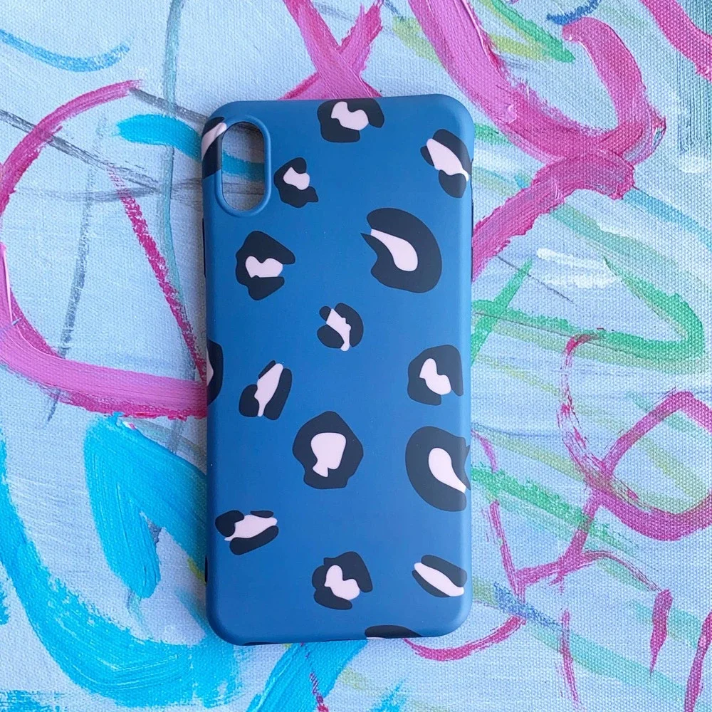 iPhone XS Max Case Pink Blue Leopard Print Cover - Picture 1 of 4